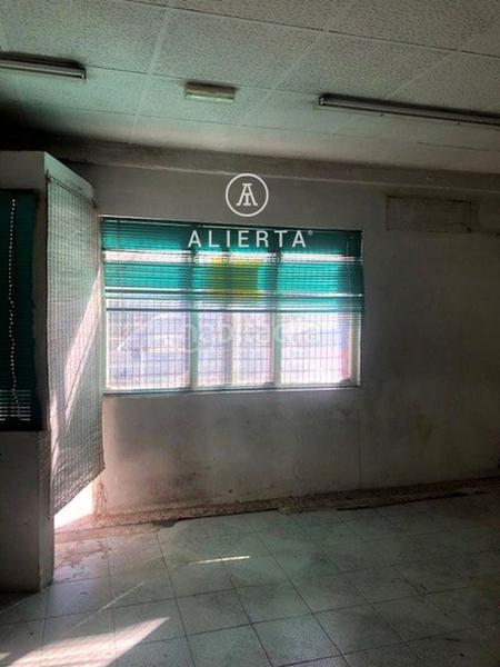 Foto ebcb9f11-9a3e-49e3-a4ff-39a6d77c3fef. Alquiler local comercial local terrazas de cuellar en Zaragoza