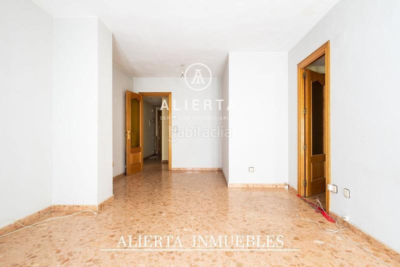 Foto d60a28ff-f19a-47f0-815b-573f4e949299. Flat with heating parking in Alfonso Zaragoza