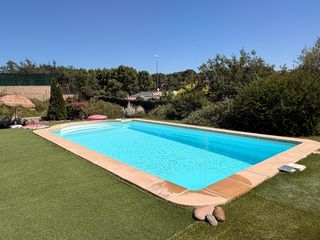 Casa in Sils. Casa amb possibilitat de dues vivendes amb piscina