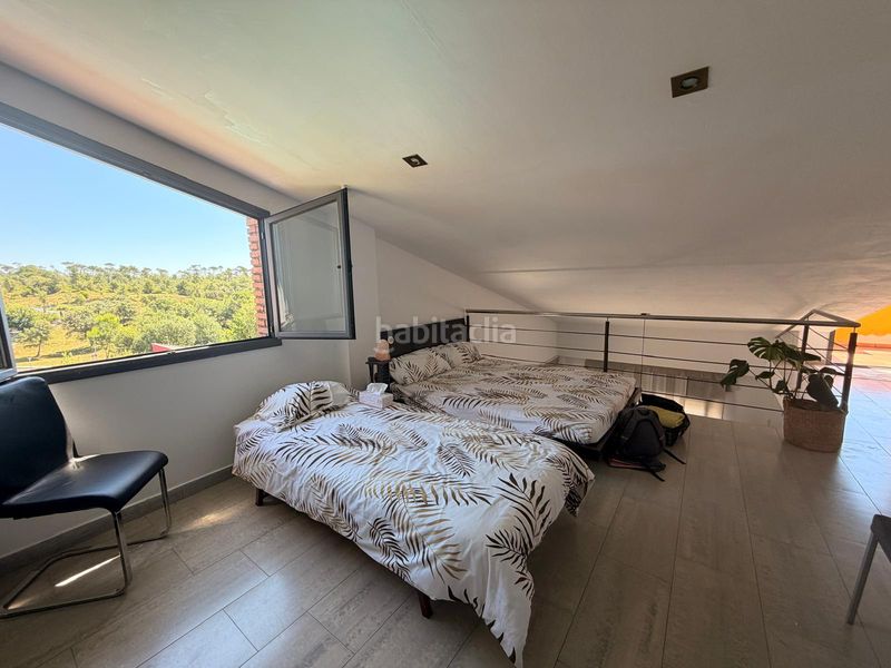 Foto adbb58d3-725a-49d7-a384-0ff8b6832ef8. Casa amb xemeneia a Sils