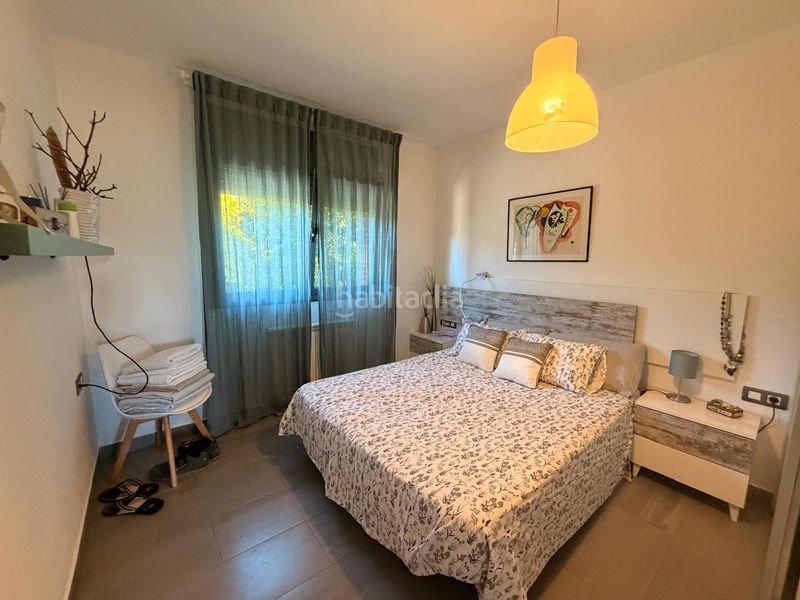 Foto bd3a5e75-6195-456a-ba23-28312cfc9613. Casa amb xemeneia a Sils
