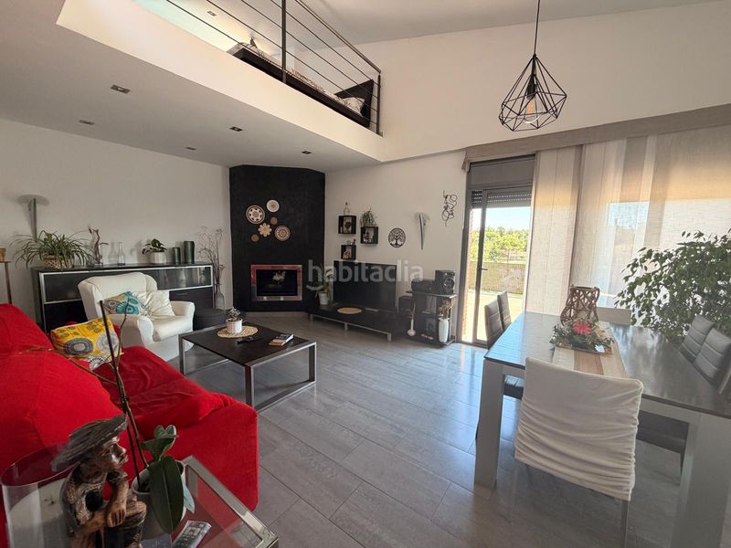 Foto cf3a90fa-1216-47d3-aeeb-a4befa86d5a8. Casa amb xemeneia a Sils