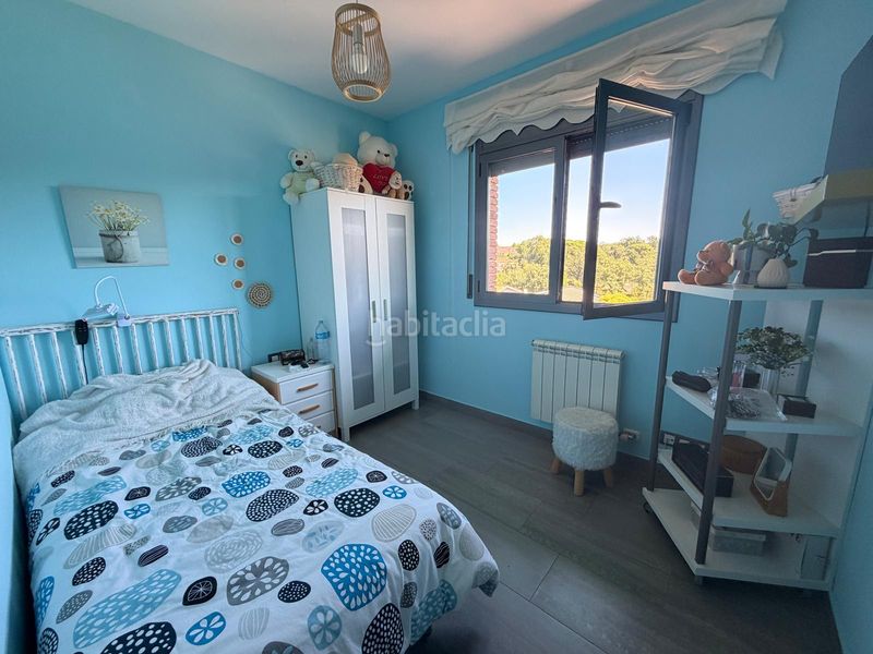 Foto ef005464-d761-4a65-91e2-c07336c36941. Casa amb xemeneia a Sils