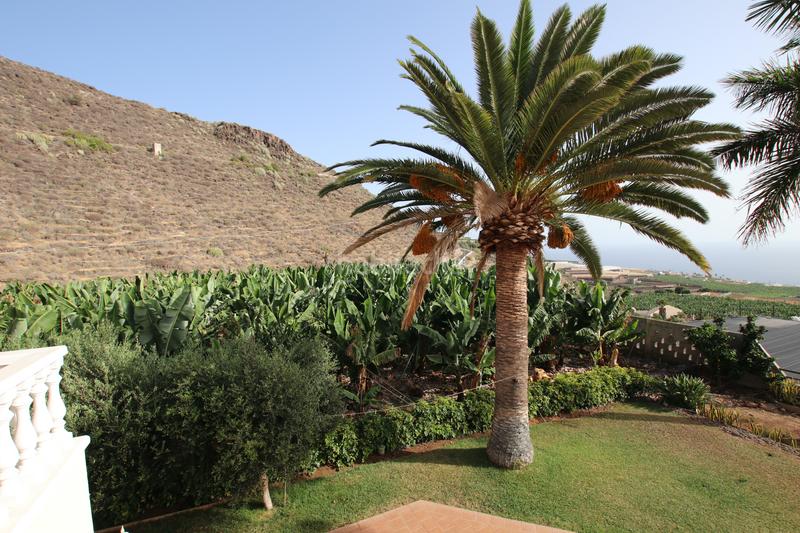 Foto 6cc0b3ea-3970-4d06-a66c-093904a3e59a. Casale con parcheggio in Acantilados de Los Gigantes Santiago del Teide