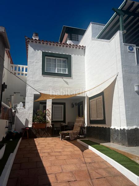 Foto e5fd315c-7ec1-4181-8f61-6b3227c977c3. Casa a schiera con parcheggio piscina in Costa del Silencio Arona