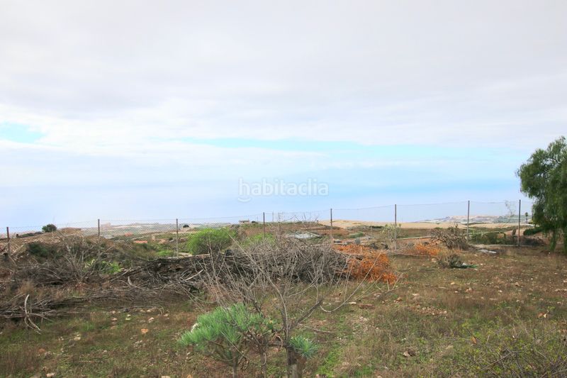 Foto feba0c4d-46eb-4f21-9b82-f47ace9134b8. Xalet amb xemeneia calefacció aparcament piscina a Guía de Isora