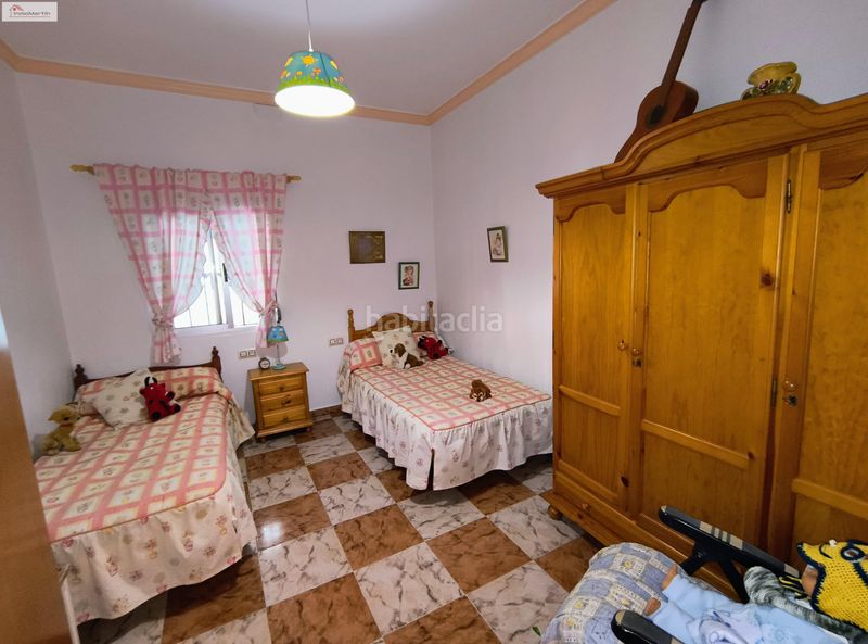 Foto 1474e516-cba2-4ce9-a123-32122ff375ee. Casa a schiera in calle huerta del pilar 25 in Almadén de la Plata