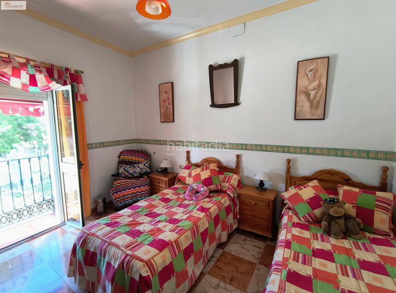 Foto 5800d63d-80a6-4fe4-96e0-cb5b785df3cd. Casa a schiera in calle huerta del pilar 25 in Almadén de la Plata