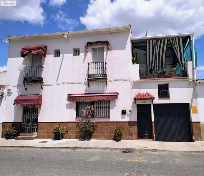 Foto 7615c9b4-107a-4d8d-9750-e66f9353d04b. Casa a schiera in calle huerta del pilar 25 in Almadén de la Plata