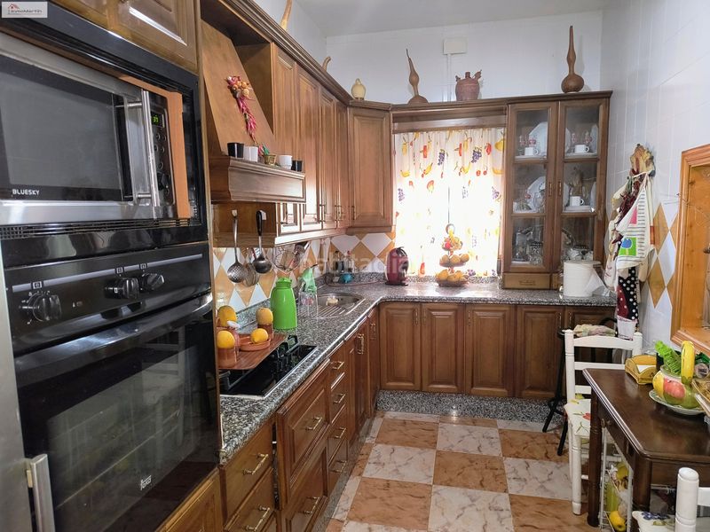 Foto c64df3eb-9061-4df3-814b-0359029bb3cc. Casa a schiera in calle huerta del pilar 25 in Almadén de la Plata