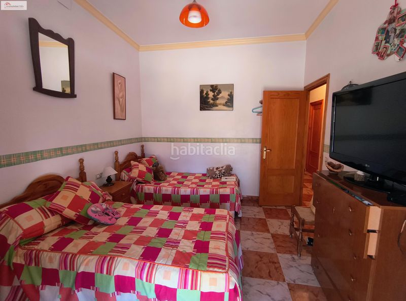 Foto fd00d0d4-7c53-498f-ab51-7cb21e9ceec5. Casa a schiera in calle huerta del pilar 25 in Almadén de la Plata
