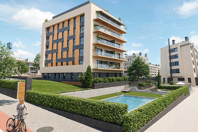 Foto 37e50b60-ec2e-4672-be6f-a547c2cc3f45. Planta baixa 48m<sup>2</sup> amb calefacció aparcament piscina a Gijón