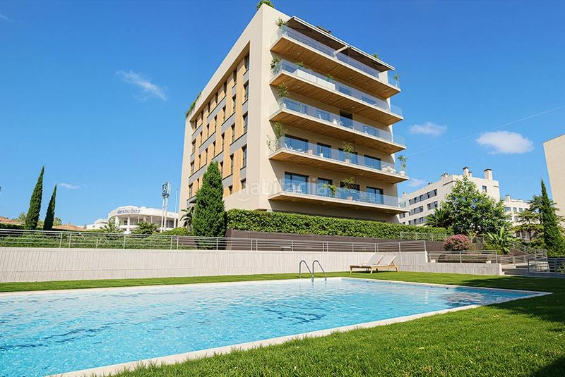 Foto 3d70cdcb-fc97-4092-bda1-76c150f5d24d. Planta baixa 69m<sup>2</sup> amb calefacció aparcament piscina a Gijón