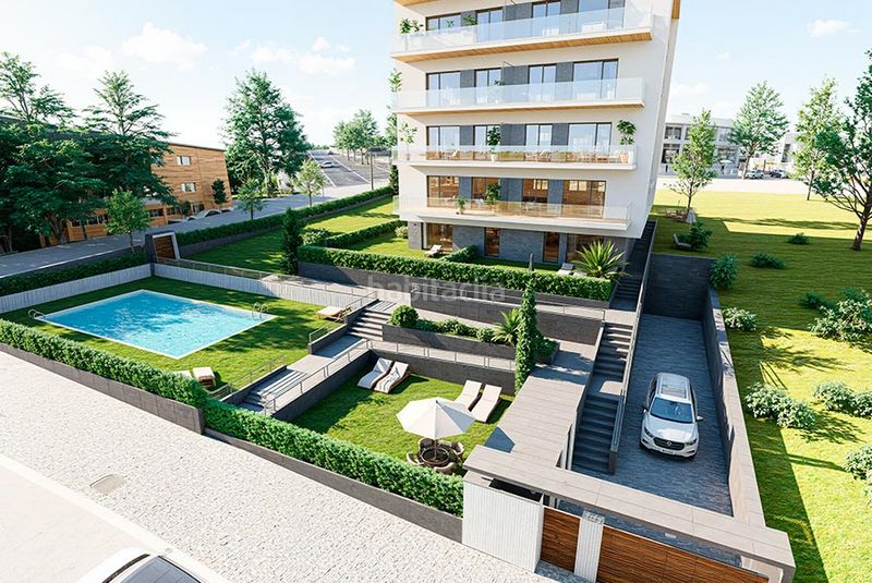 Foto b41c2dbf-59b1-4562-8ad8-00c9c7227b95. Planta baixa 69m<sup>2</sup> amb calefacció aparcament piscina a Gijón