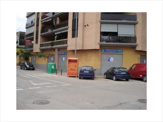 Lloguer Local Comercial a Albal. Amplio local comercial en albal. junto a supermercado, colegios,