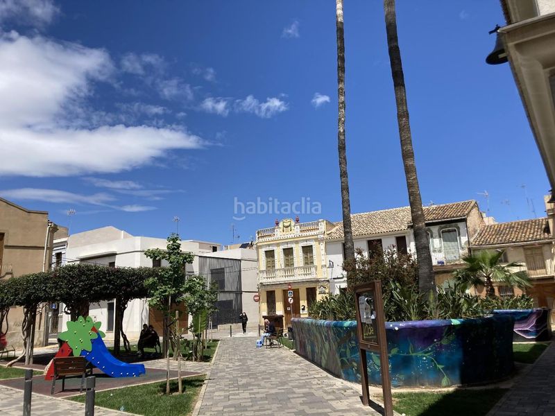 Foto 86f8cbbf-d971-469a-bf6a-559874e8a97c. Casa adossada a Catarroja