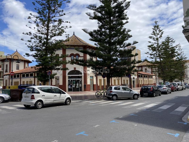 Foto bce807bb-8e5f-4f41-af0d-6ff63e3033c0. Casa adossada a Catarroja