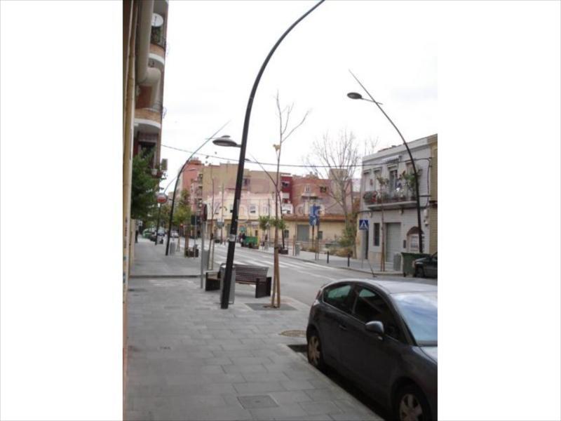 Foto 045b4d5a-8aed-4a1f-b3cf-bf99715bc5a2. Location local commercial dans padre carlos ferris 14 dans Albal