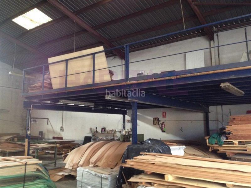 Foto b9bcea20-ab15-4ae3-aab2-38ca7c74c3dd. Nau industrial a Beniparrell