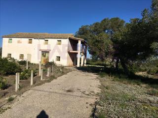 Terreny residencial a Bega de Mar. Finca de naranjos 20 hanegadas con derecho del 50 sobre la casa