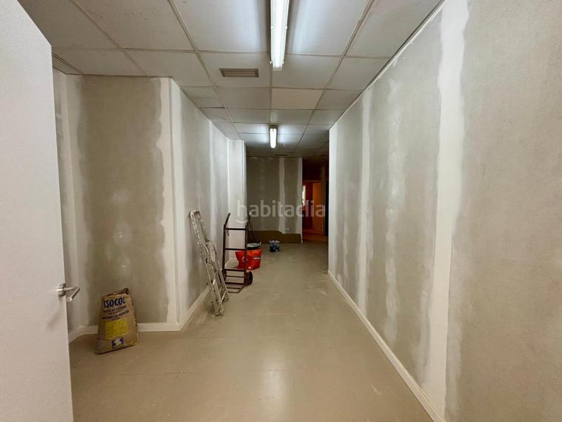 Foto 9817a02e-9e24-4734-8cc3-ad63ab1fbb1b. Location local commercial dans Albal