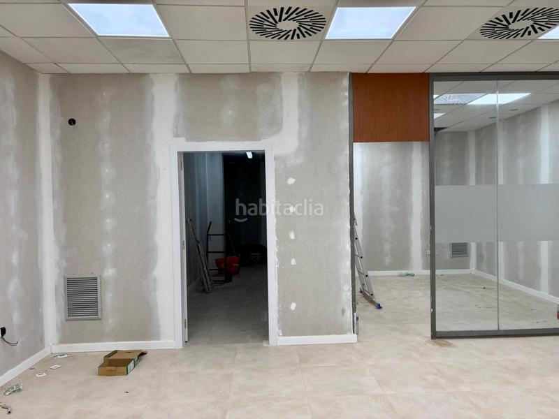 Foto d4330165-5bb3-470d-9e86-0c77a4304926. Location local commercial dans Albal