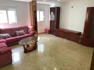 Appartement à Albal. 3 habitaciones con ascensor  parque san carlos  albal