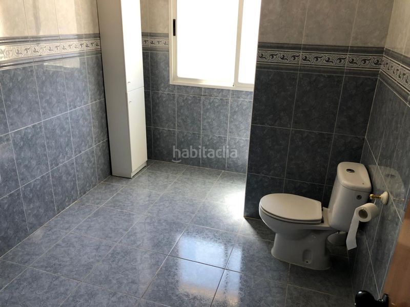Foto 0b678caf-5fcb-4707-befd-932eb8ea8a82. Nau industrial a Riba - roja de Túria