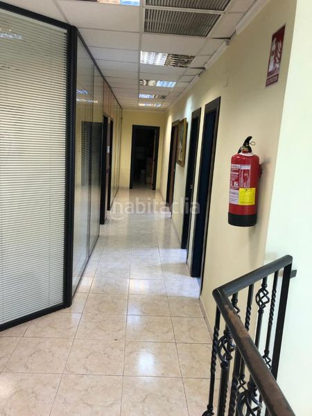 Foto 39cbe500-4029-4585-87ca-ce96c060e0d7. Nau industrial a Riba - roja de Túria