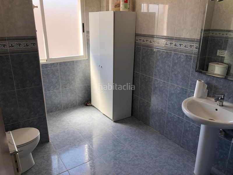Foto 993d19e6-9909-4701-8fa7-971b0ec060bd. Nau industrial a Riba - roja de Túria