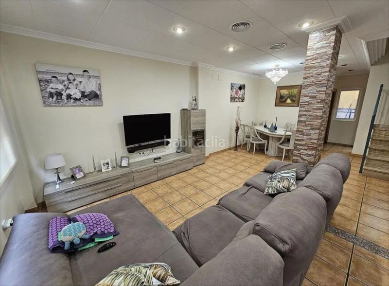 Foto 3d9f3506-d610-463e-8f8c-f44d0ff261cf. Casa a Albal