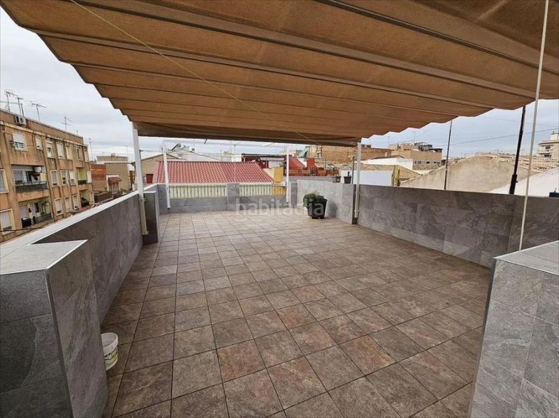 Foto c82b221c-2f84-40ae-a0b1-87cbc1f1b0ad. Casa a Albal