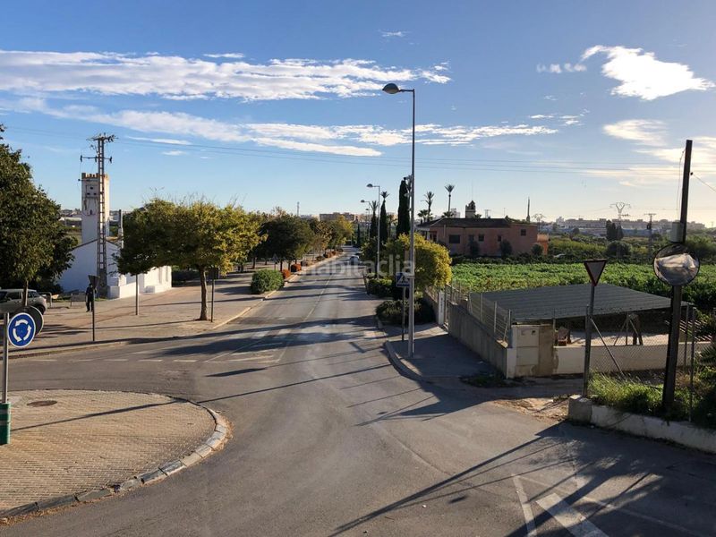 Foto dc4a5960-030e-4676-bcc6-b6c7f6923e95. Casa a Albal