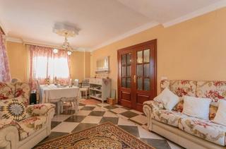 Casa adossada en Peligros. Venta casa adosada en peligros