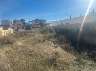 Terrain résidentiel à Urbanizaciones. Venta terreno residencial en calle teresa de calcuta