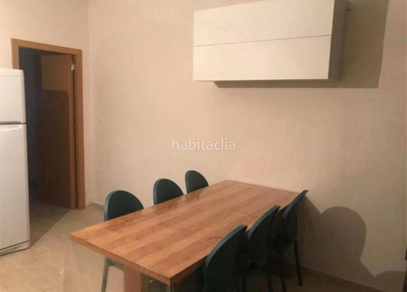 Foto 98e099c5-e67c-4fed-9be9-6712ca31c1e2. Rent chalet with heating parking pool in Residencial Triana - Barrio Alto Gabias (Las)