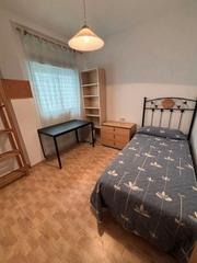 Affitto Appartamento in Camino de Ronda. Alquiler piso 3 habitaciones en emperatriz eugenia