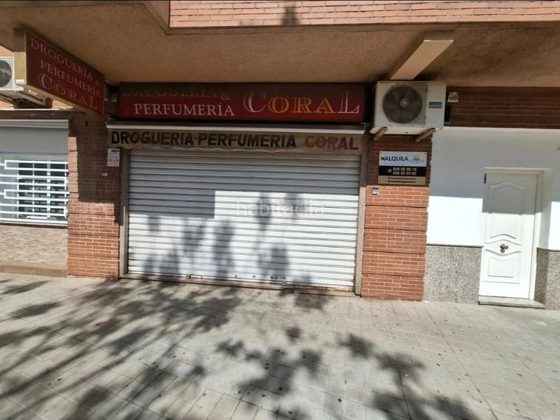 Foto 83b426d4-77b9-47f8-8d12-850812d8615b. Local commercial dans parque nueva Granada Granada