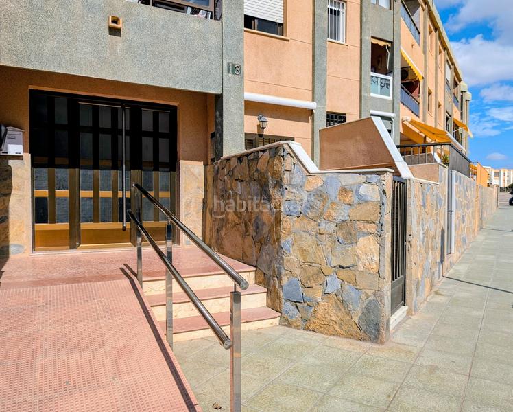 Foto 4b02d52b-ecf5-4d27-b66b-f946530c6966. Apartament amb piscina a Retamar Almería