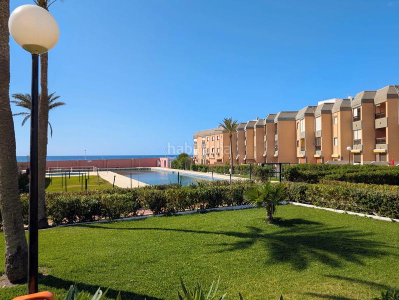 Foto 8f9eefb0-dab7-47d1-9172-6ed675064994. Apartament amb piscina a Retamar Almería