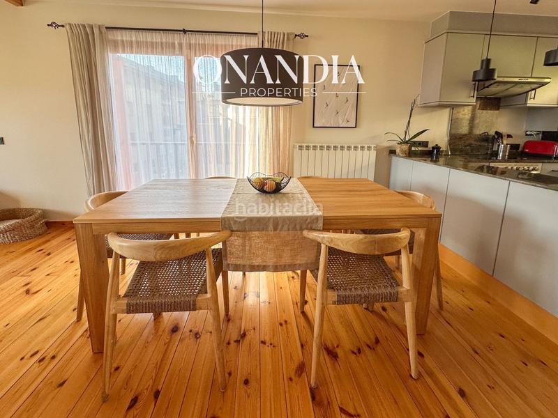 Foto 0e0b54cc-fe8a-4f90-9800-6f6ecf8aaa02. Duplex con riscaldamento in Puigcerdà