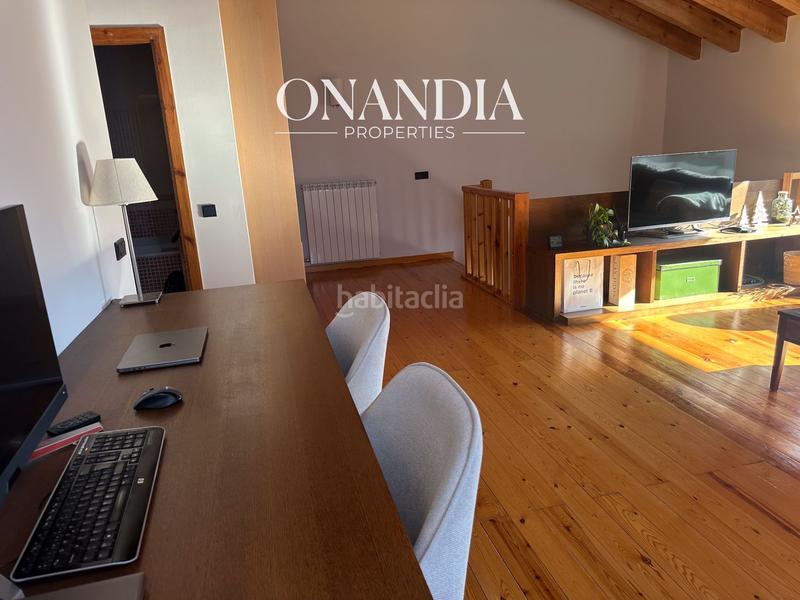 Foto 1e3e0652-6530-446f-aead-a56f938aa7bc. Duplex con riscaldamento in Puigcerdà