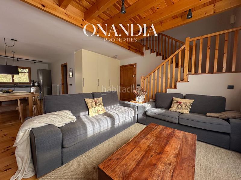 Foto 98e35c72-d3a3-4e5b-8e27-24fc0403571b. Duplex con riscaldamento in Puigcerdà