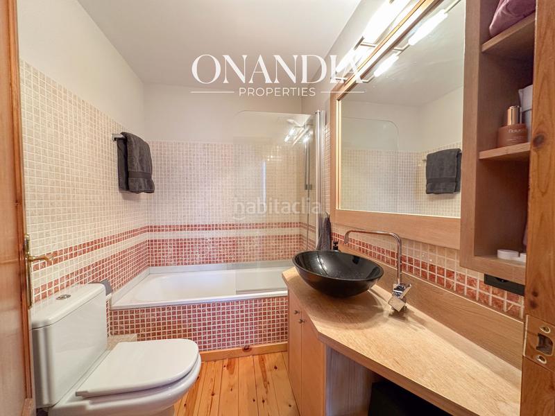 Foto f7ad0ea4-27f2-4ab6-ac09-1773c29bb031. Duplex con riscaldamento in Puigcerdà