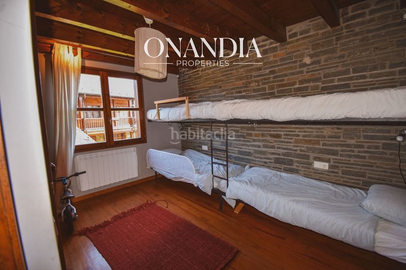 Foto 2931764c-42b7-421f-93e2-5f4357f8ef61. Casa adossada amb calefacció piscina a Guils de Cerdanya