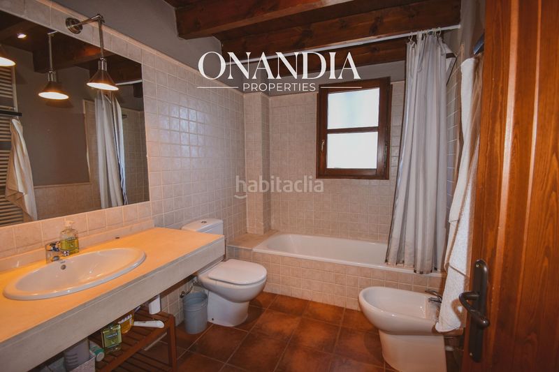 Foto 6c1c281c-7b17-4d32-9221-a20256709345. Casa adossada amb calefacció piscina a Guils de Cerdanya