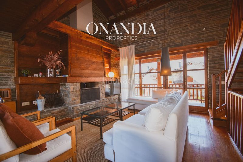 Foto 74b36c4b-dfe1-4086-be3a-d922c0fc9446. Casa adossada amb calefacció piscina a Guils de Cerdanya