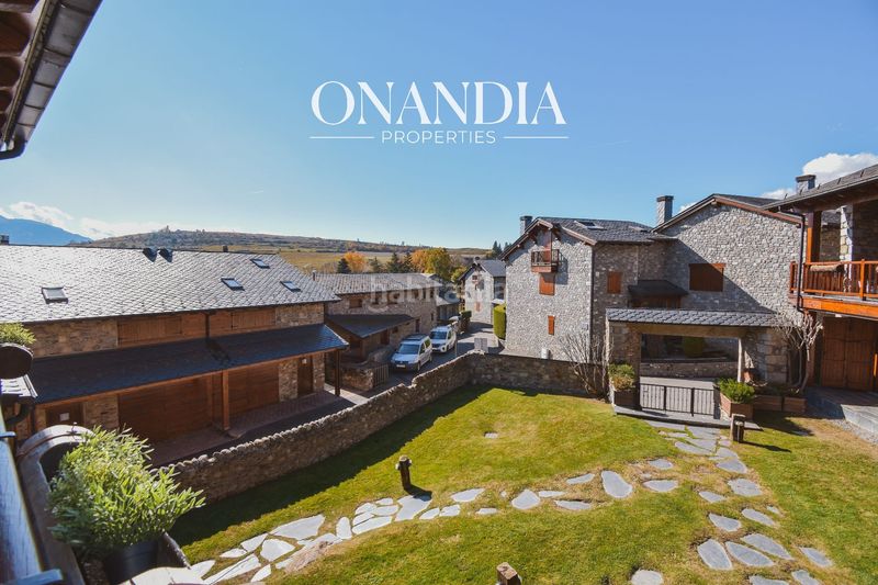 Foto d72af822-f3fe-4bbb-8bc3-2b99fce80096. Casa adossada amb calefacció piscina a Guils de Cerdanya