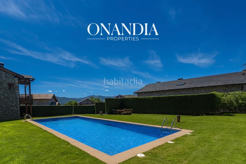 Foto d98b6a31-0274-4a55-8b14-48797f5ba141. Casa adossada amb calefacció piscina a Guils de Cerdanya