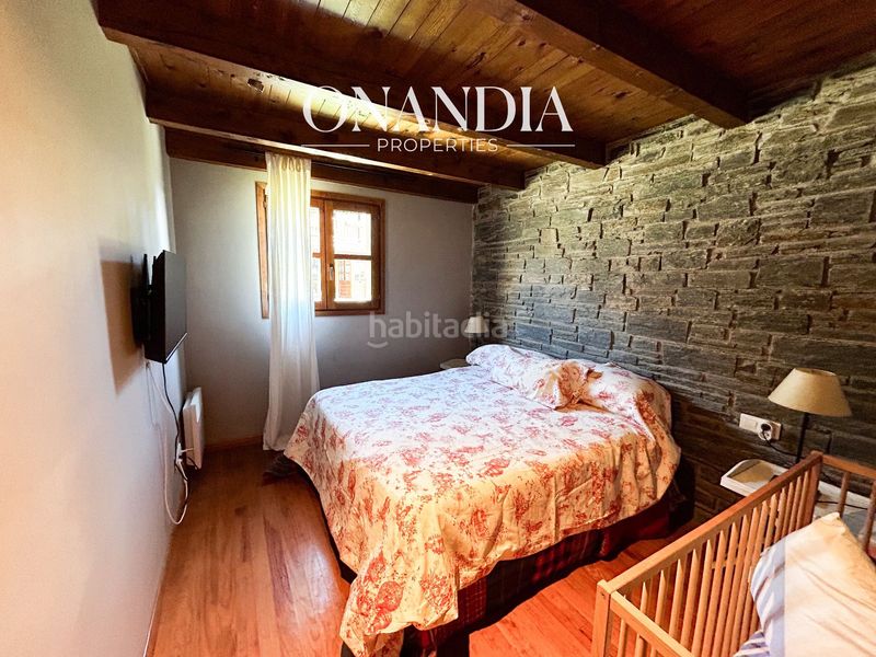 Foto dc32778b-768b-46c9-8cfe-d3c1b51cbc57. Casa adossada amb calefacció piscina a Guils de Cerdanya